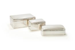 THREE SILVER MOUNTED BOXES, VARIOUS DATES FIRST HALF 20TH CENTURY