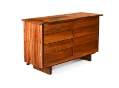 A WALNUT AND ELM CHEST OF DRAWERS, IN NAKASHIMA STYLE, LATE 20TH OR EARLY 21ST CENTURY