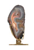 MANNER OF JACQUES DUVAL-BRASSEUR (FRENCH, 1934-2021), A BRASS AND AGATE SLICE TABLE LAMP