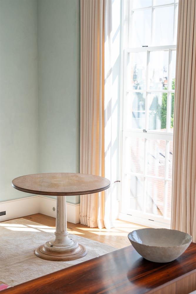 HOWE LONDON, A 'BRUNEL' CENTRE TABLE, BRITISH, MODERN - Image 8 of 8