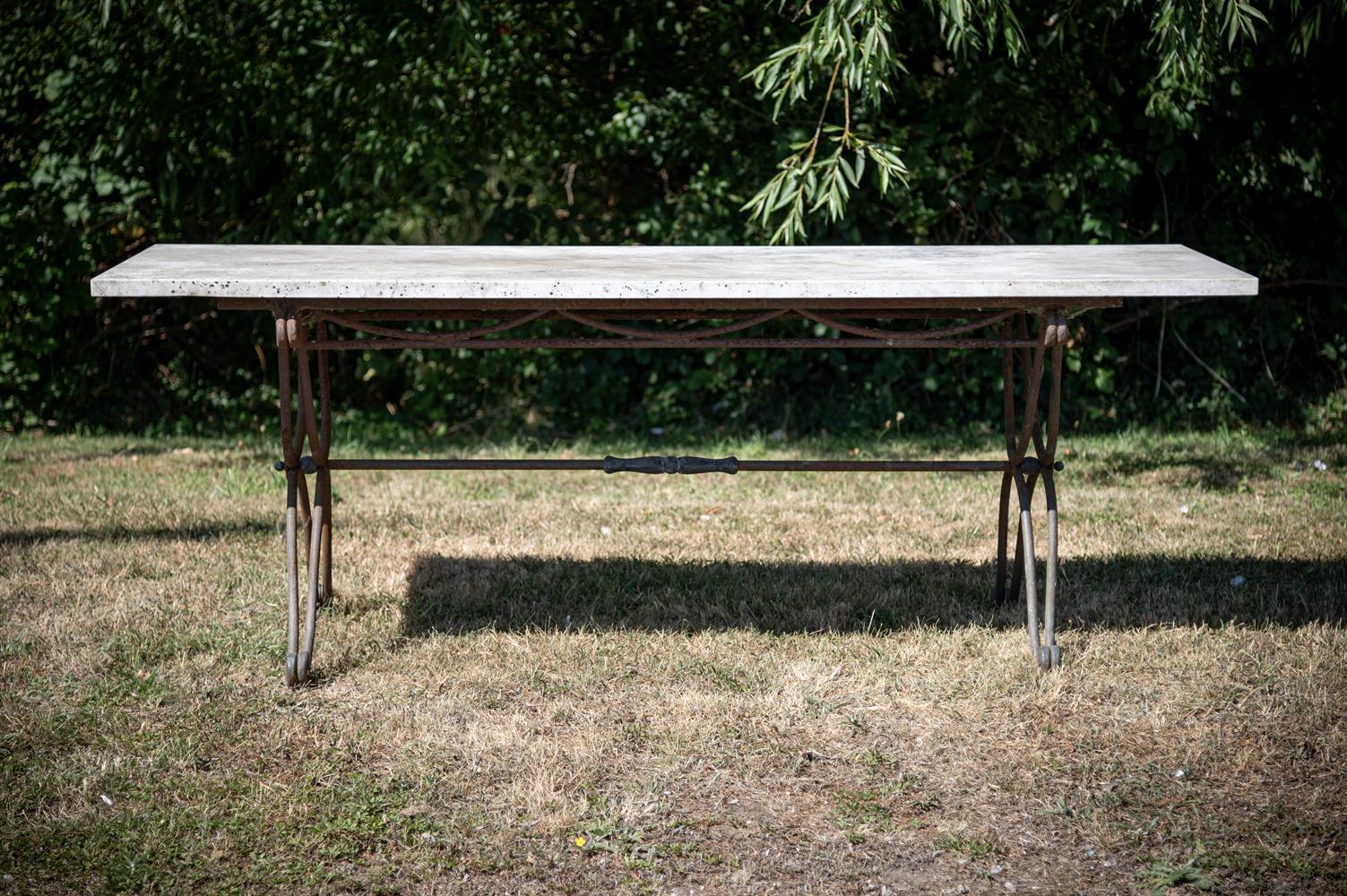 A MARBLE TOPPED GARDEN TABLE - Image 2 of 3