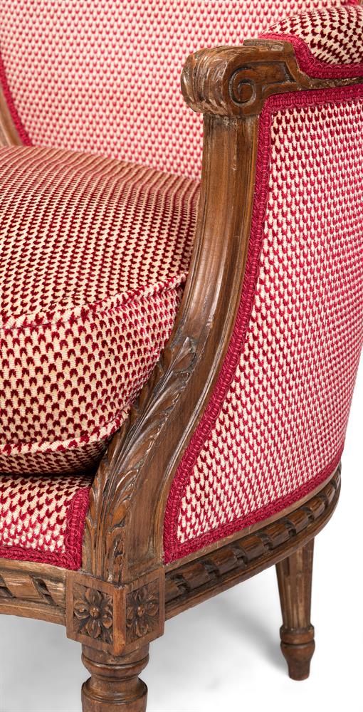 A PAIR OF CARVED BEECH AND UPHOLSTERED FAUTEUIL, LATE 19TH OR EARLY 20TH CENTURY - Image 3 of 3