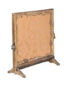 AN ITALIAN CARVED GILTWOOD AND DAMASK FIRE SCREEN, LATE 18TH OR EARLY 19TH CENTURY