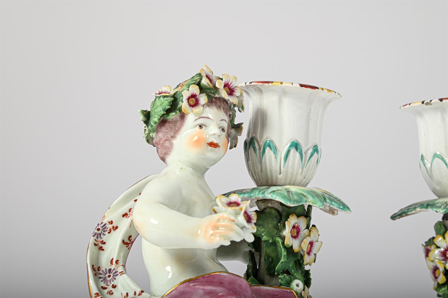 A PAIR OF DERBY CHAMBER CANDLESTICKS, CIRCA 1765 - Image 5 of 7