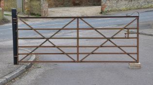 A WROUGHT IRON ESTATE GATE, 20TH CENTURY