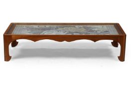 A HARDWOOD COFFEE TABLE INSET WITH MAP OF LONDON, OF RECENT MANUFACTURE, POSSIBLY MALLET