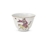 A CHINESE FAMILLE ROSE TEA BOWL, 19TH CENTURY