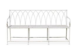 A WHITE PAINTED WROUGHT IRON GARDEN BENCH, SECOND HALF 20TH CENTURY