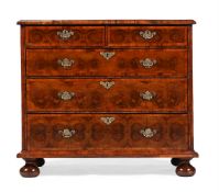 A WILLIAM & MARY OLIVEWOOD OYSTER VENEERED CHEST OF DRAWERS, CIRCA 1690