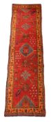 A USHAK RUNNER
