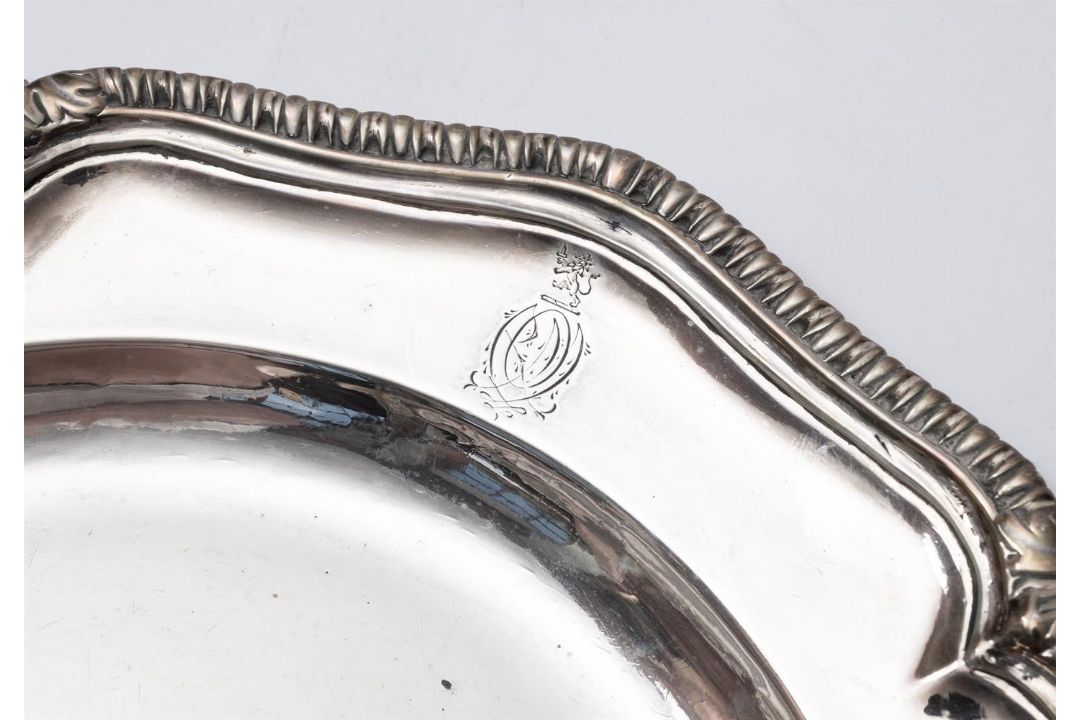 A SET OF ELEVEN GEORGE III SILVER PLATES, THOMAS HEMING, LONDON, 1763 - Image 2 of 7