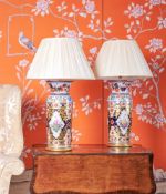 A PAIR OF PORCELAIN TABLE LAMPS, PROBABLY 19TH CENTURY