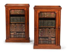 A PAIR OF GEORGE IV MAHOGANY AND FIDDLEBACK MAHOGANY BOOKCASES OR SIDE CABINETS, CIRCA 1830