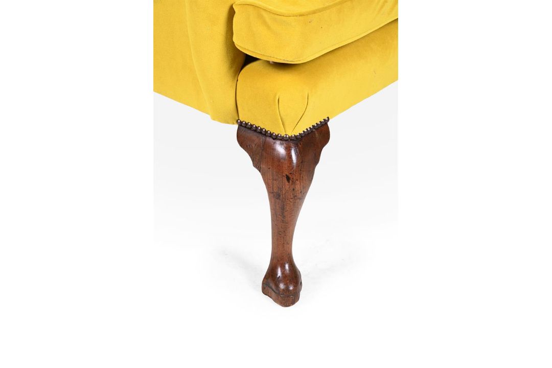 A GEORGE I WALNUT WING ARMCHAIR, CIRCA 1720 - Image 3 of 3