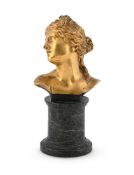AFTER THE ANTIQUE, A GILT BRONZE BUST OF THE CROUCHING VENUS, LATE 18TH OR EARLY 19TH CENTURY