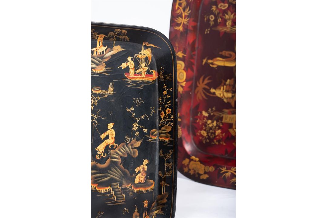 A VICTORIAN CHINOISERIE PAPIER MACHE TRAY, CIRCA 1860 - Image 2 of 3