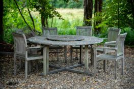 A SUITE OF TEAK GARDEN FURNITURE, 20TH CENTURY