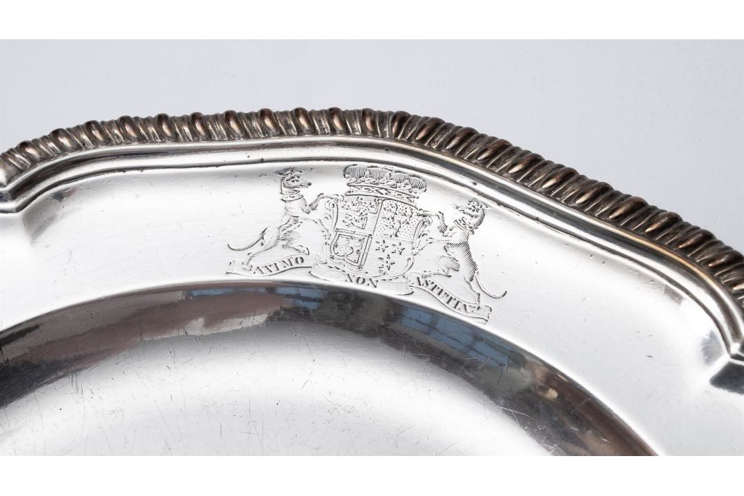A SET OF ELEVEN GEORGE III SILVER PLATES, THOMAS HEMING, LONDON, 1763 - Image 3 of 7