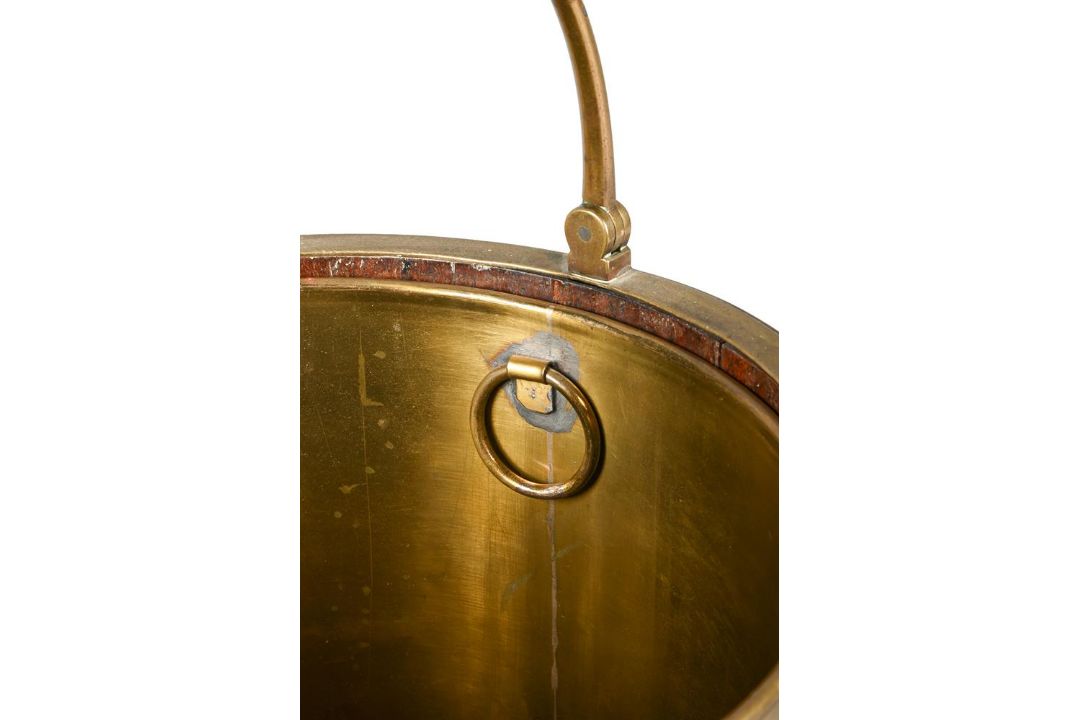 A GEORGE III MAHOGANY AND BRASS PLATE BUCKET AND LINER, SECOND HALF 18TH CENTURY - Image 3 of 3