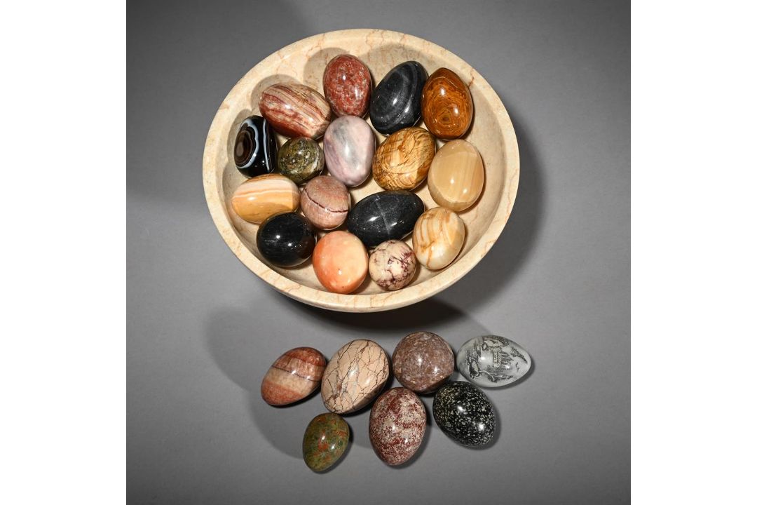 A MARBLE BOWL AND VARIOUS STONE EGGS, CONTEMPORARY - Image 3 of 4