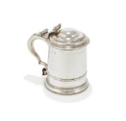 A QUEEN ANNE SILVER TANKARD