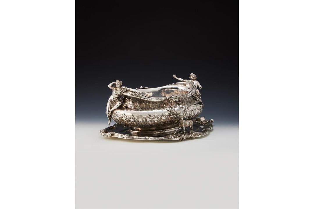A FRENCH SILVER WINE CISTERN - Image 1 of 5