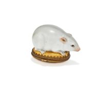 A SILVER GILT MOUNTED PORCELAIN RAT SNUFF BOX/BONBONIERE
