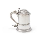 A GEORGE II SILVER LIDDED TANKARD