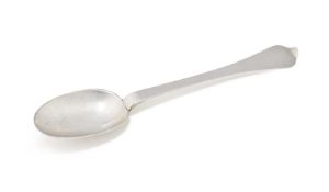 A WILLIAM III LARGE SILVER DOG NOSE PATTERN SPOON