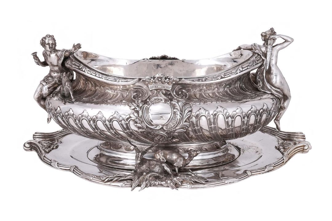 A FRENCH SILVER WINE CISTERN - Image 4 of 5