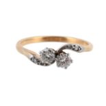 A DIAMOND TOI ET MOI RING