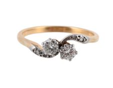 A DIAMOND TOI ET MOI RING