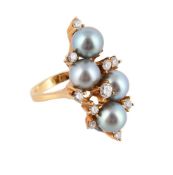 A DIAMOND AND CULTURED PEARL DRESS RING