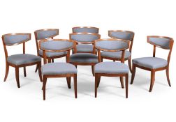 DAVID LINLEY (BRITISH, B.1961), EIGHT 'KLISMOS' DINING CHAIRS