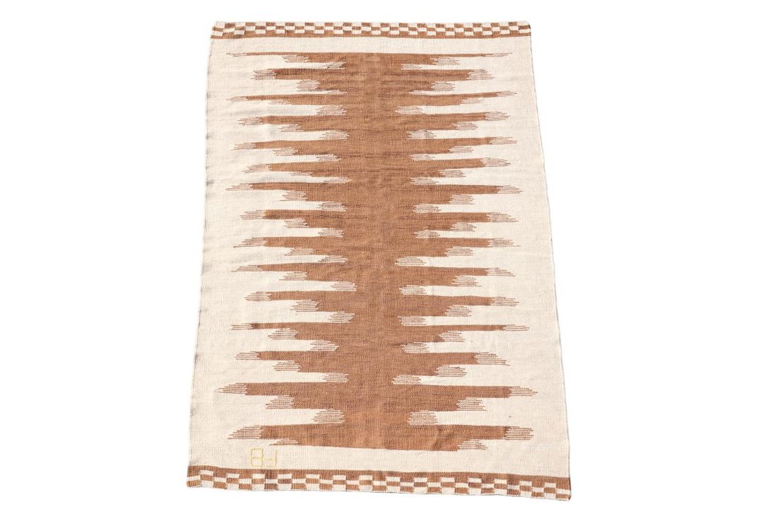 A FLATWOVEN KILIM, IN SWEDISH STYLE - Image 1 of 2