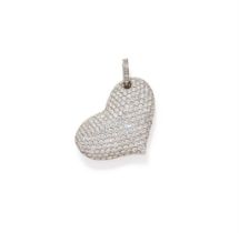 A DIAMOND HEART SHAPED PENDANT