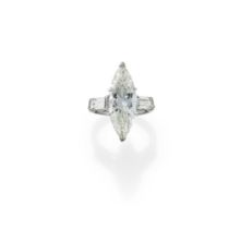 A DIAMOND SINGLE STONE RING