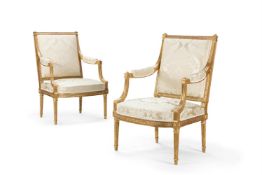 ‡ A PAIR OF LOUIS XVI GILTWOOD FAUTEUILS A LA REINE, CIRCA 1780