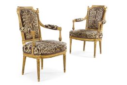 ‡ PAIR OF LOUIS XVI GILTWOOD FAUTEUILS CABRIOLET, ATTRIBUTED TO JEAN-BAPTISTE SENE