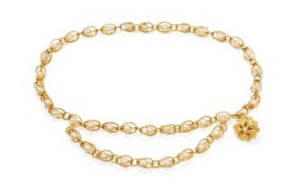 CHANEL, CEINTURE FANTAI, A GILT AND IMITATION PEARL FLORAL BELT