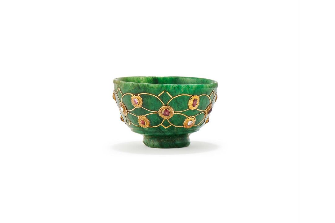 An Indian gem-set small tea bowl - Image 1 of 5