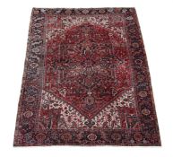AN HERIZ CARPET