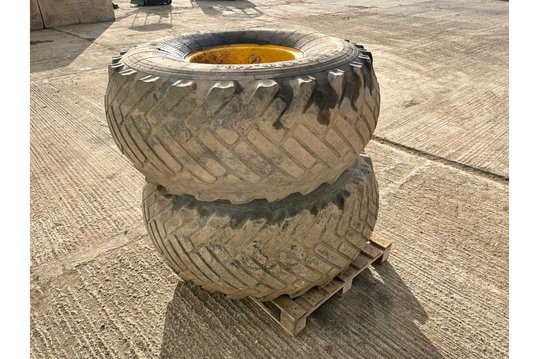 Used JCB Wheels & Tyres 22.0/70-200-118A (2 Of) - Image 5 of 7