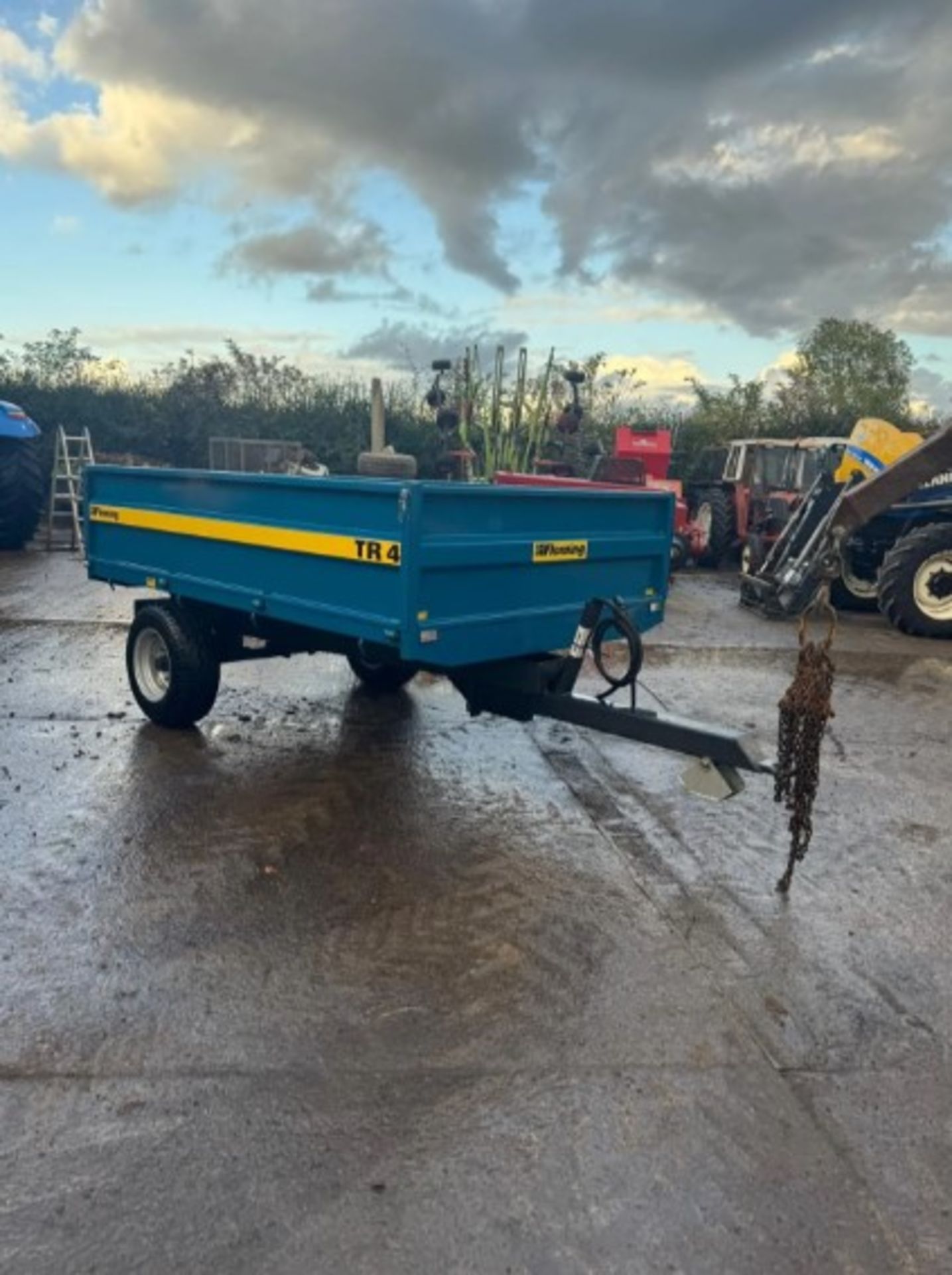 BRAND NEW 2022 FLEMING TR4 TIPPING TRAILER - Image 2 of 6