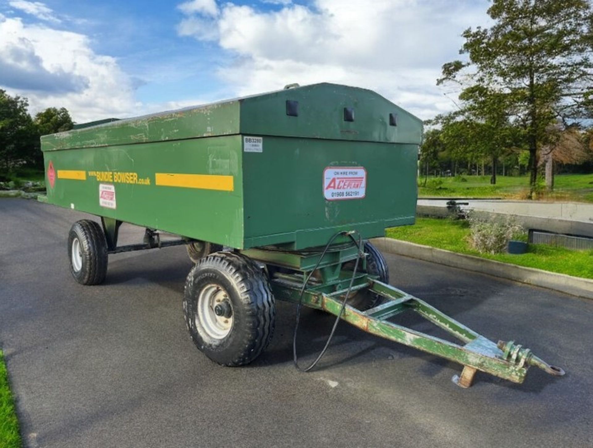 2020 6,700 LITRE BUNDED DIESEL BOWSER - PETROL ENGINE PUMP, FLOW METER, LOCKABLE