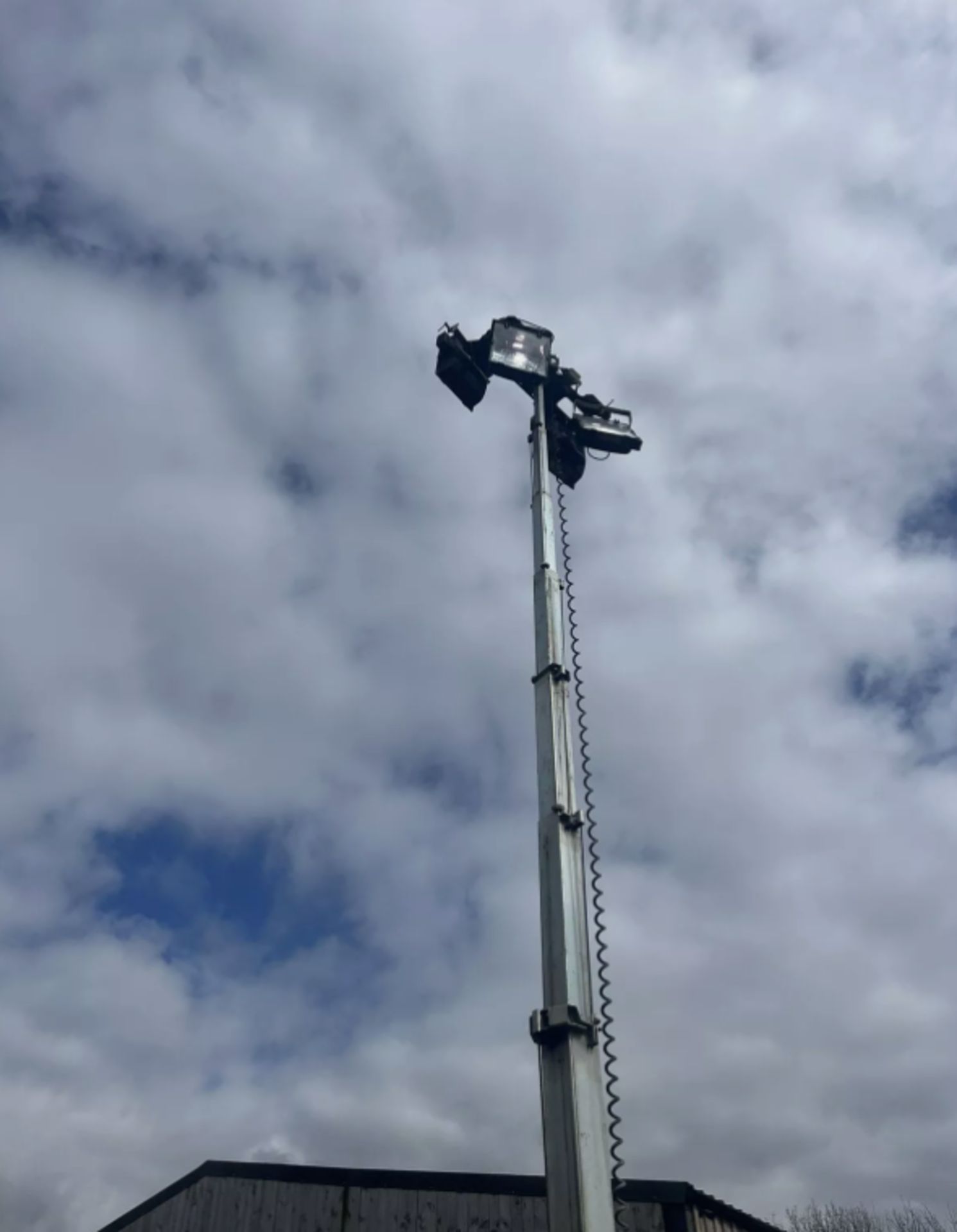 2012 SMC LIGHTING TOWER – KUBOTA ENGINE, LOW HOURS - Image 4 of 10
