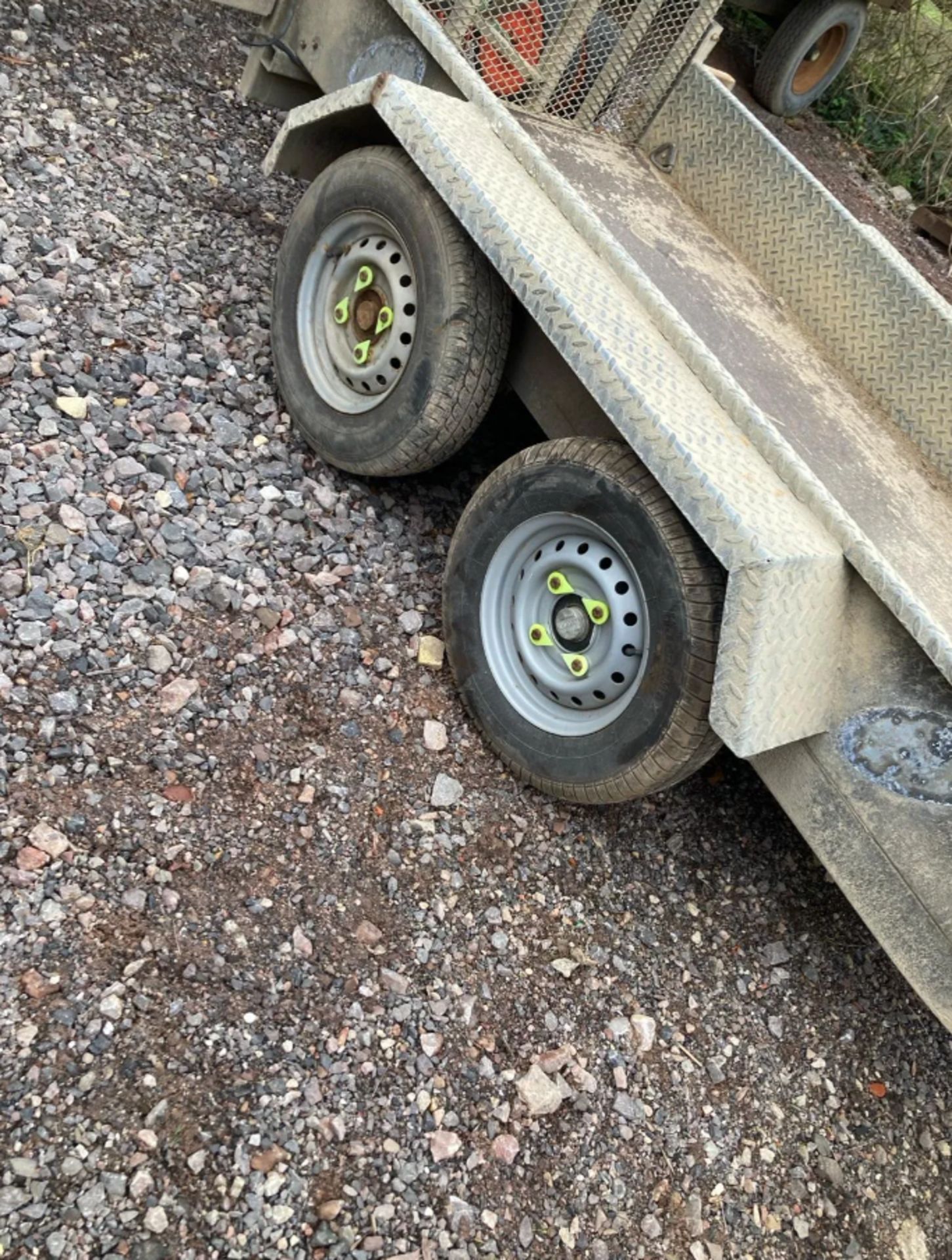 INDESPENSION 2.7T TWIN AXLE PLANT TRAILER - Image 5 of 6