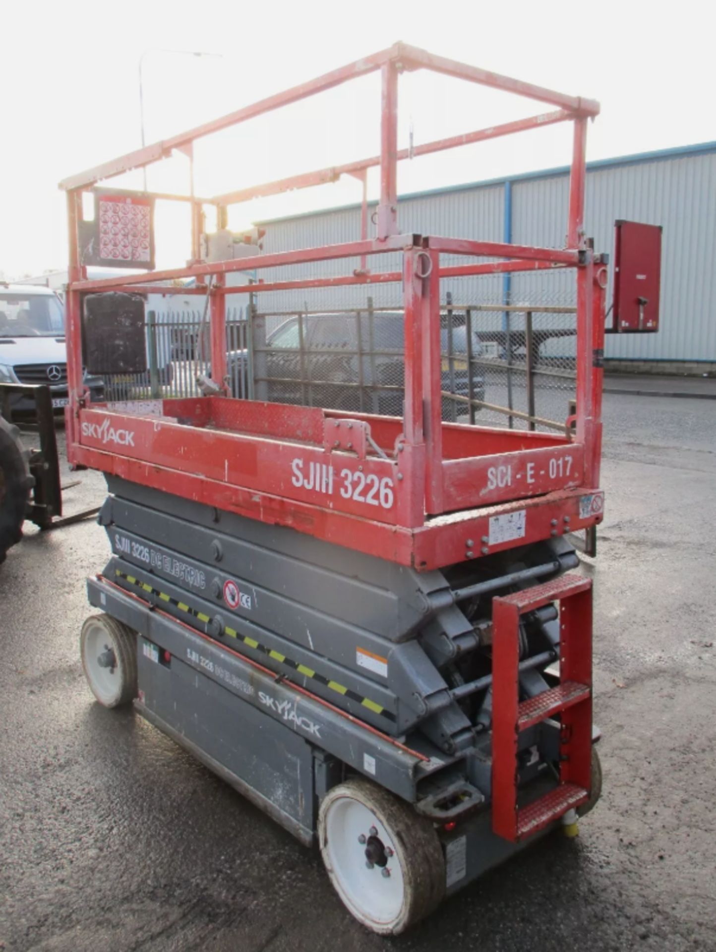 2012 SKYJACK SJ3226 SCISSOR LIFT - Image 10 of 11