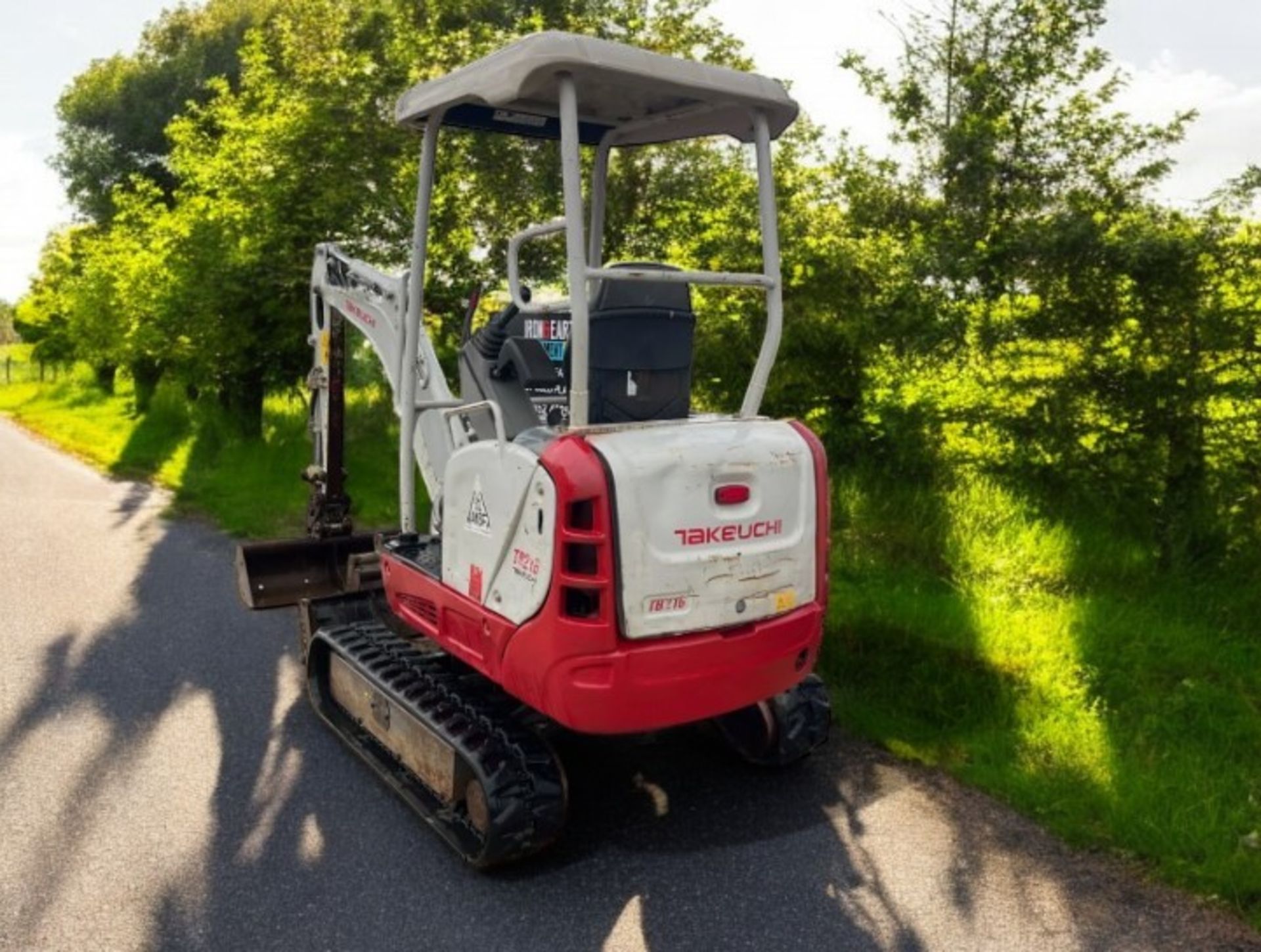 2015 TAKEUCHI TB216 1.7 TONNE EXCAVATOR DIGGER - Image 4 of 9