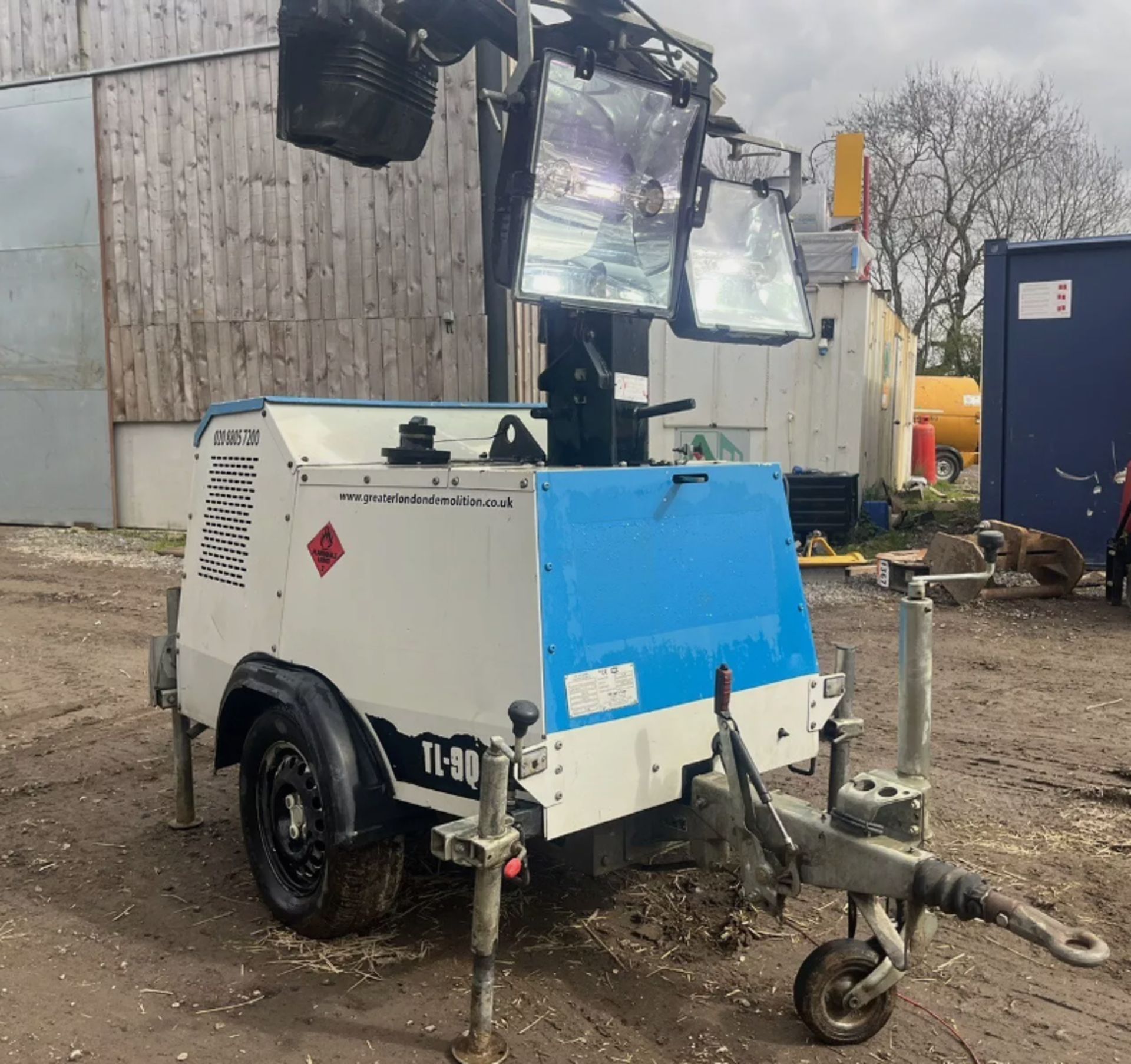 2012 SMC LIGHTING TOWER – KUBOTA ENGINE, LOW HOURS